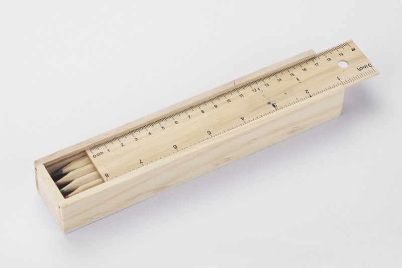 Piórnik z kredkami 12 szt. KRASI