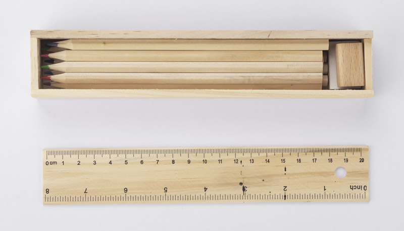 Piórnik z kredkami 12 szt. KRASI